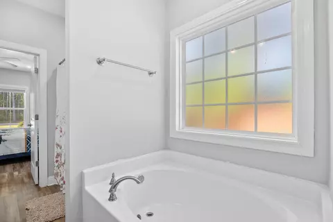 Bath - 792 Roberts Rd, Aynor, SC 29511 photo 1 of 3