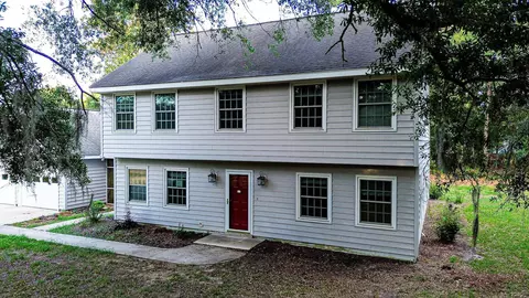 Exterior - 127 Johnstone Ln, Georgetown, SC 29440 photo 8 of 9
