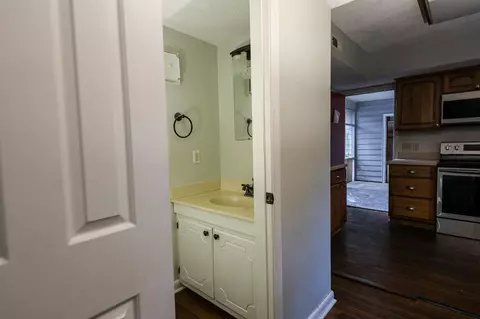 Entry Way - 127 Johnstone Ln, Georgetown, SC 29440 photo 2 of 2