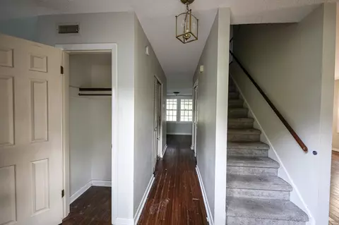 Entry Way - 127 Johnstone Ln, Georgetown, SC 29440 photo 1 of 2