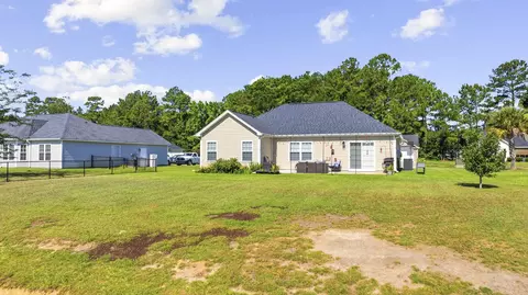 Exterior - 228 Macarthur Dr, Conway, SC 29527 photo 6 of 7