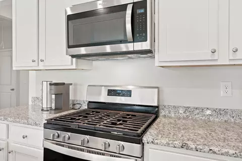 Kitchen - 2556 Orion Loop, Myrtle Beach, SC 29577 photo 3 of 4