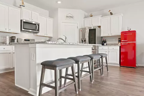 Kitchen - 2556 Orion Loop, Myrtle Beach, SC 29577 photo 4 of 4