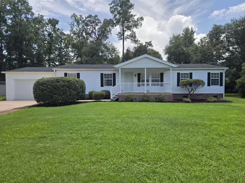 4 Talon Cir, Murrells Inlet, SC 29576