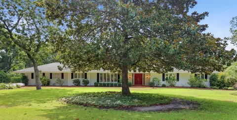 85 Cedar Ln, Myrtle Beach, SC 29572