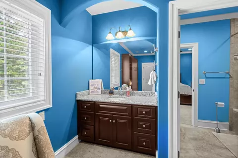 Bath - 1040 Anhinga Ct, Conway, SC 29526 photo 6 of 9