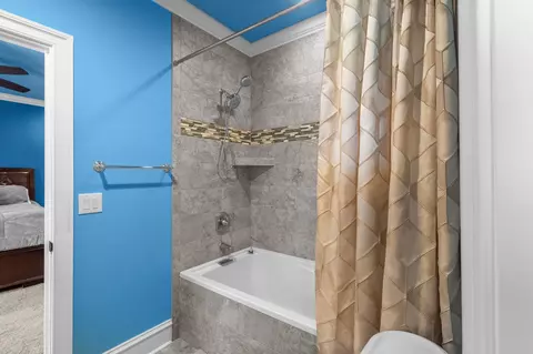 Bath - 1040 Anhinga Ct, Conway, SC 29526 photo 7 of 9