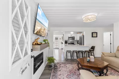 Entry Way - 627 Pine Dr, Surfside Beach, SC 29575 photo 1 of 1
