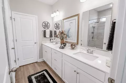 Bath - 1021 Beechfield Ct, Conway, SC 29526 photo 1 of 3