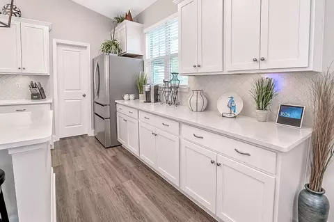 Kitchen - 1021 Beechfield Ct, Conway, SC 29526 photo 3 of 6