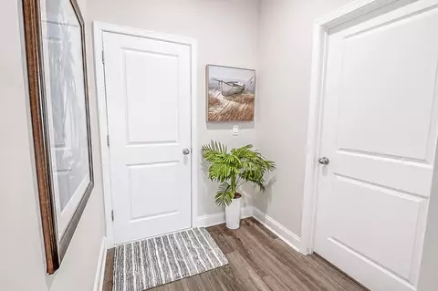 Entry Way - 1021 Beechfield Ct, Conway, SC 29526 photo 2 of 2