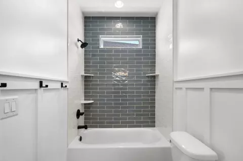 Bath - 6714 Ocean Breeze Loop, Myrtle Beach, SC 29572 photo 4 of 6