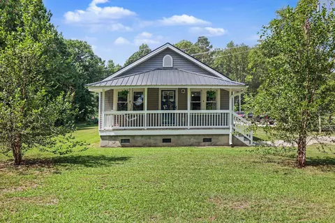 551 Dog Bluff Rd, Galivants Ferry, SC 29544