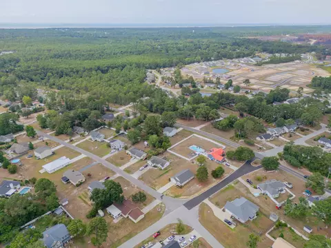 View/Area - 807 SW Fox St, Shallotte, NC 28470 photo 5 of 14