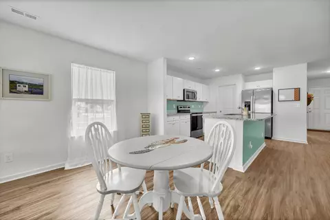Dining - 807 SW Fox St, Shallotte, NC 28470 photo 2 of 2