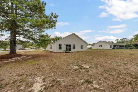 Exterior - 807 SW Fox St, Shallotte, NC 28470 photo 4 of 5