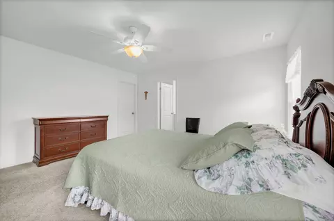 Bedroom - 807 SW Fox St, Shallotte, NC 28470 photo 2 of 5