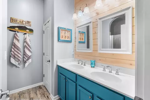 Bath - 1608 Hack Ct, Surfside Beach, SC 29575 photo 1 of 5