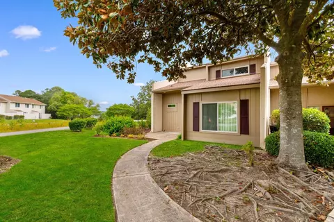 800 Egret Cir #52, Little River, SC 29566