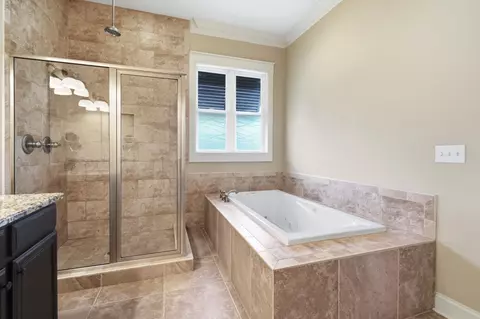 Bath - 286 Eagle Pass Dr, Murrells Inlet, SC 29576 photo 3 of 7