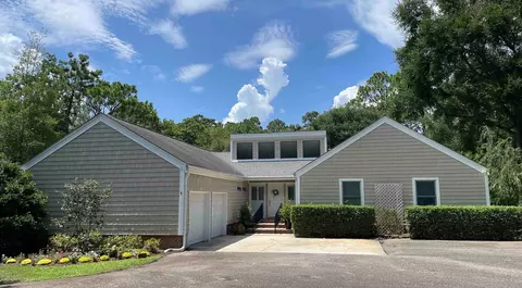 346 Sweetgum Dr, Pawleys Island, SC 29585