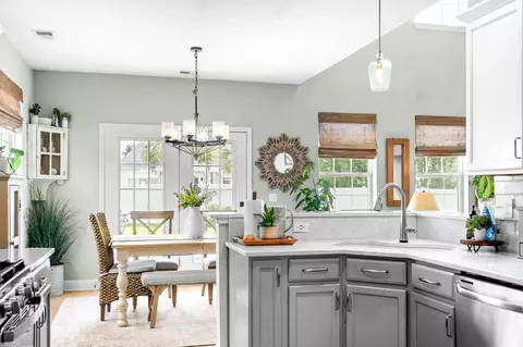 Kitchen - 313 Deer Path Dr, Murrells Inlet, SC 29576 photo 7 of 7