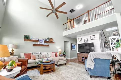 Living - 313 Deer Path Dr, Murrells Inlet, SC 29576 photo 1 of 2