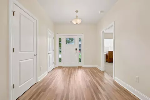Entry Way - 816 17th Ave N, Surfside Beach, SC 29575 photo 2 of 7