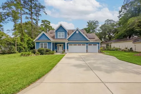 Exterior - 816 17th Ave N, Surfside Beach, SC 29575 photo 2 of 8
