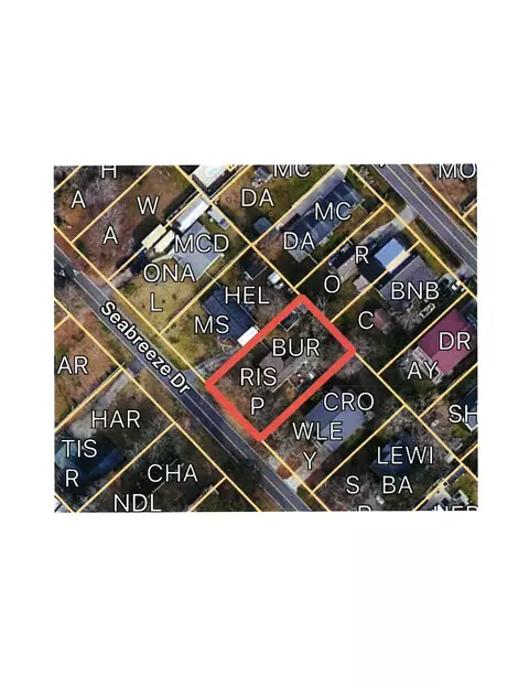 554 Seabreeze Dr, Murrells Inlet, SC 29576