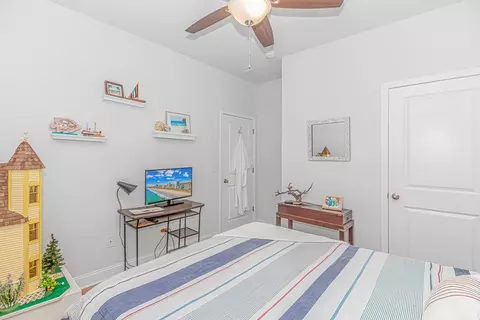 Bedroom - 260 Ocean Commons Dr, Surfside Beach, SC 29575 photo 2 of 4