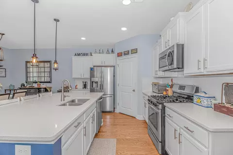 Kitchen - 260 Ocean Commons Dr, Surfside Beach, SC 29575 photo 1 of 4