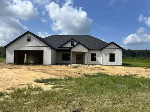 1437 Sunset Dr, Latta, SC 29565