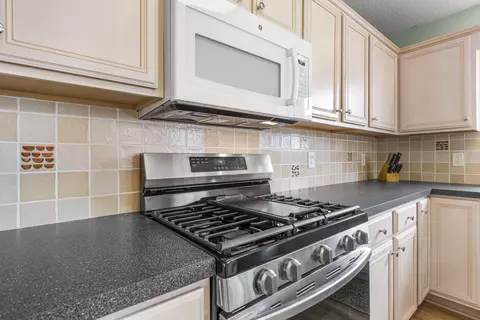 Kitchen - 722 Downing Ct, Longs, SC 29568 photo 2 of 4
