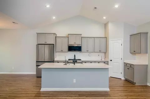 Kitchen - 405 Two Rivers Rd, Georgetown, SC 29440 photo 1 of 2