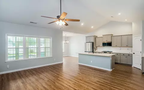 Living - 405 Two Rivers Rd, Georgetown, SC 29440 photo 2 of 2