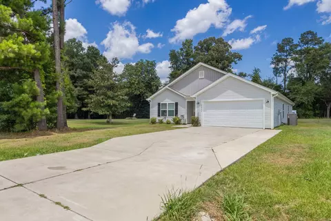 Exterior - 3911 Lake Dr, Loris, SC 29569 photo 1 of 4