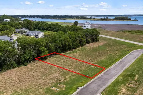 252 Craven St, Georgetown, SC 29440 photo 3