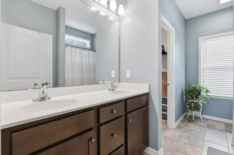 Entry Way - 515 Allen St, Loris, SC 29569 photo 10 of 12