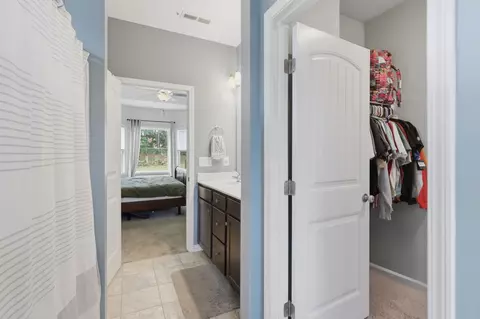 Entry Way - 515 Allen St, Loris, SC 29569 photo 12 of 12