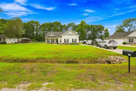Exterior - 515 Allen St, Loris, SC 29569 photo 7 of 9