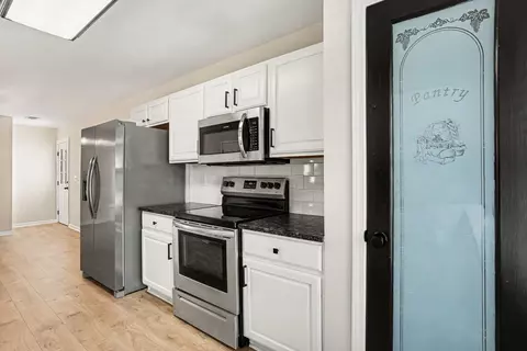 Kitchen - 2237 Haystack Way, Myrtle Beach, SC 29579 photo 3 of 4