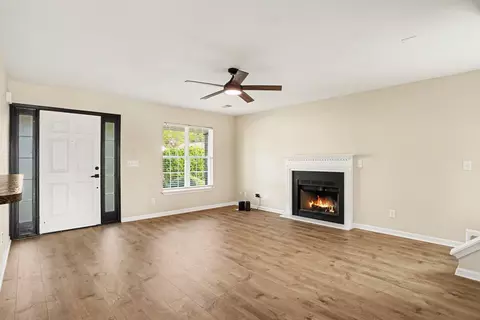Living - 2237 Haystack Way, Myrtle Beach, SC 29579 photo 2 of 4