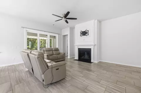 Living - 183 Juniata Loop, Little River, SC 29566 photo 2 of 3