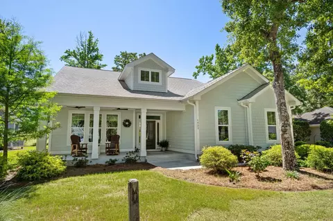 1422 Lighthouse Dr, North Myrtle Beach, SC 29582