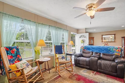 160 Genesis Dr, Georgetown, SC 29440 photo 4