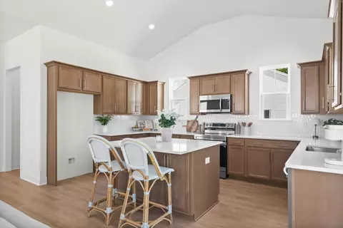 Kitchen - 3840 Richardson St, Loris, SC 29569 photo 3 of 10