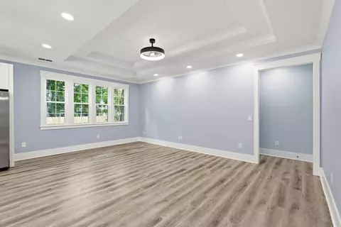 Living - 1706 Simms St, Georgetown, SC 29440 photo 2 of 5