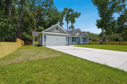 Exterior - 1706 Simms St, Georgetown, SC 29440 photo 2 of 6