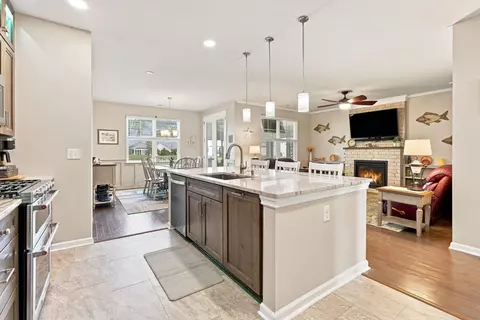 Kitchen - 5128 Stockyard Loop, Myrtle Beach, SC 29588 photo 15 of 15